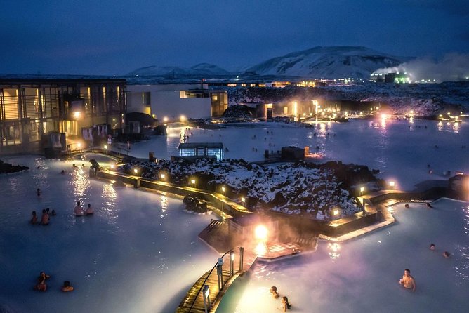 Unique bathing in an Icelandic hot springs at the Blue Lagoon - How the $650 price measures up