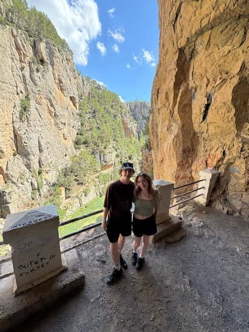 Valencia: Montanejos Hot Springs Tour + Salto De la Novia Waterfall - Is $67 a fair price?