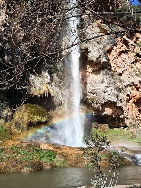 Valencia: Montanejos Thermal Spring & Girlfriend Waterfall - Montanejos at 25°C: warm, not steaming