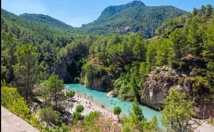 Valencia: Montanejos Thermal Spring & Girlfriend Waterfall - Time for a walk, lunch, and the local story