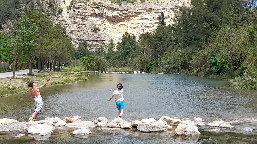 Valencia: Private Hiking in Montanejos with Thermal Springs - Who Should Book This Montanejos Day?