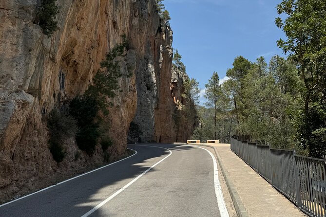 Valencia Tour Montanejos Hot Springs and Waterfall of the Bride - Why Montanejos makes a good break from Valencia