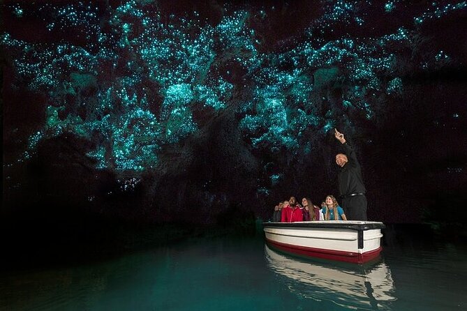 Waitomo Glow Worm Caves & Te Puia - Rotorua's Geothermal Valley - What the $284.84 price really covers