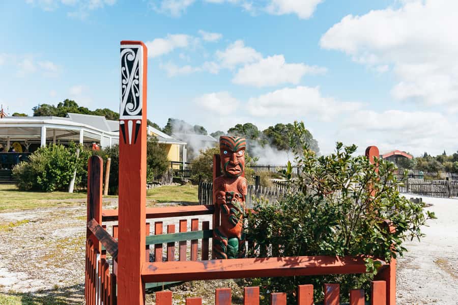 Whakarewarewa: Self-Guided Geothermal Trails - Starting near Geyser Café