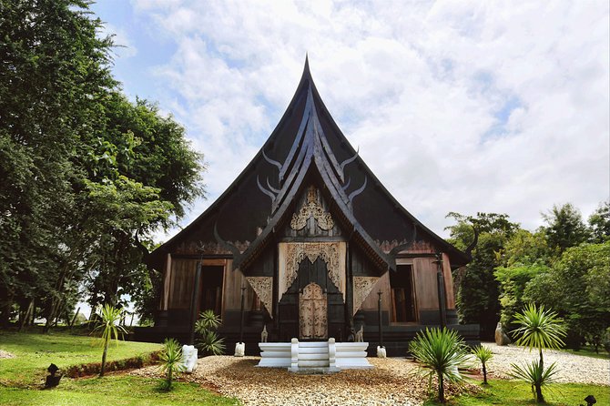 White Temple, Black House Museum and Hot Spring Tour from Chiang Mai (SHA Plus) - Wat Rong Khun is bright, symbolic, and deliberately unusual