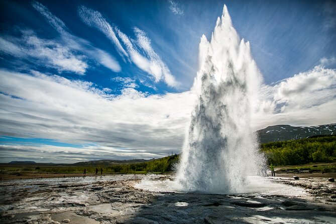 Yellowstone, Grand Teton, and Hot Springs: Small Group 5-Day Tour - Key points to know before booking