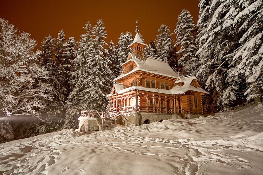 Zakopane and Chocholow Thermal Baths Tour from Krakow - What the $131 price gets you