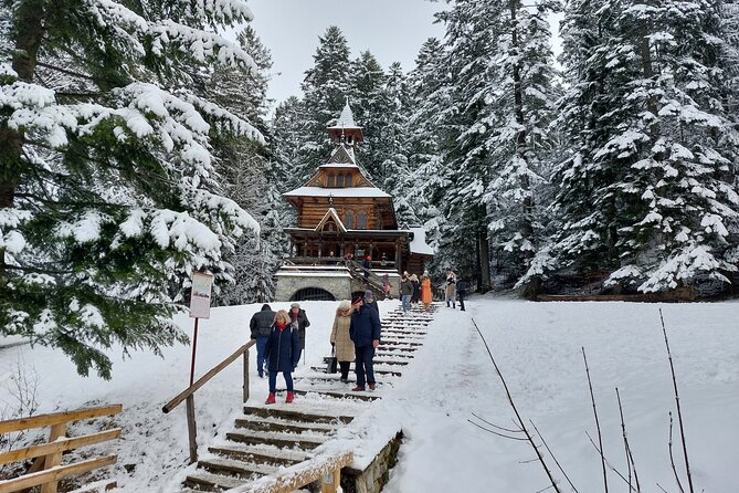 Zakopane Guied Tour: Cable Car, Local Spirits & Thermal Baths - Zakopane and the Gubałówka funicular