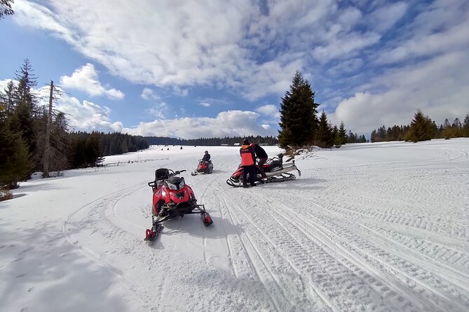 Zakopane Snowmobile Tour and Thermal Baths from Krakow - Snowmobiling in Witów, when winter cooperates